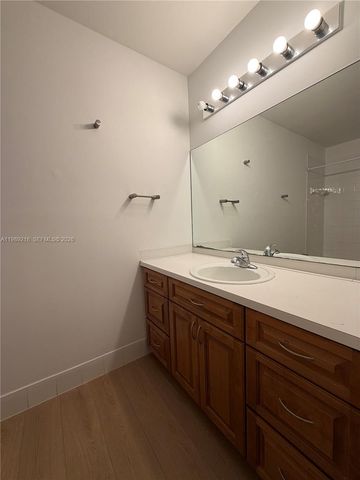 4768 NW 114th Ave 201-4, Doral, FL 33178