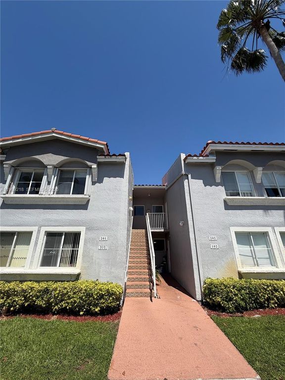 4768 NW 114th Ave 201-4, Doral, FL 33178