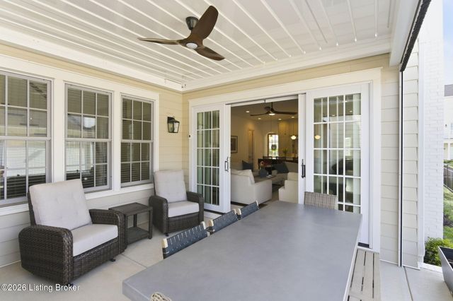 6222 Saint Bernadette Ave, Prospect, KY 40059