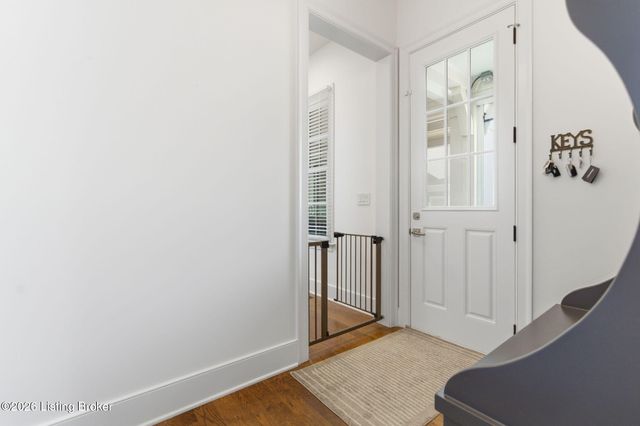 6222 Saint Bernadette Ave, Prospect, KY 40059