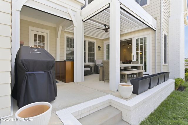 6222 Saint Bernadette Ave, Prospect, KY 40059