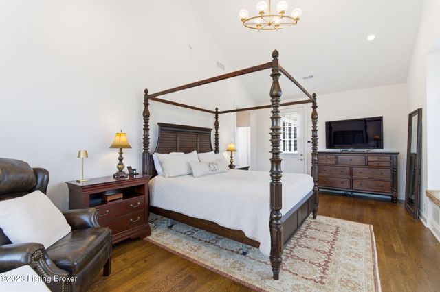 6222 Saint Bernadette Ave, Prospect, KY 40059