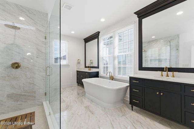 6222 Saint Bernadette Ave, Prospect, KY 40059