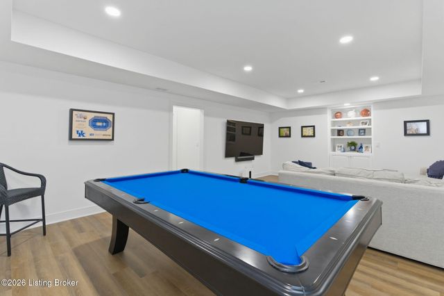 6222 Saint Bernadette Ave, Prospect, KY 40059