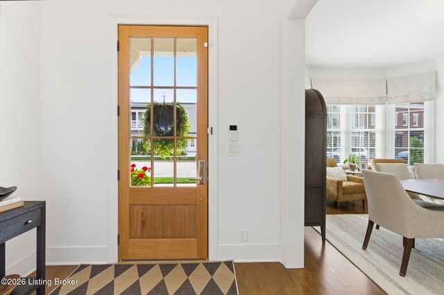 6222 Saint Bernadette Ave, Prospect, KY 40059