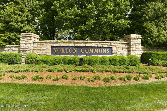 6222 Saint Bernadette Ave, Prospect, KY 40059