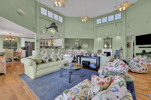 18403 Shaman Drive, Galveston, TX 77554