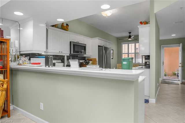 6630 Beach Resort DR 701, Naples, FL 34114