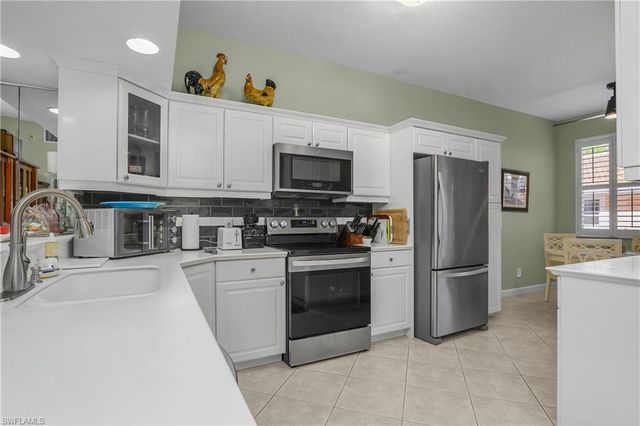 6630 Beach Resort DR 701, Naples, FL 34114