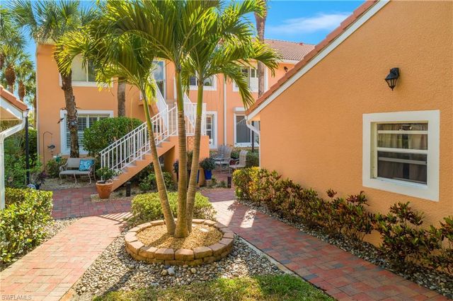 6630 Beach Resort DR 701, Naples, FL 34114