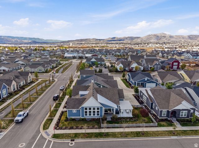 11566 S HOLLY SPRINGS DR, South Jordan, UT 84009