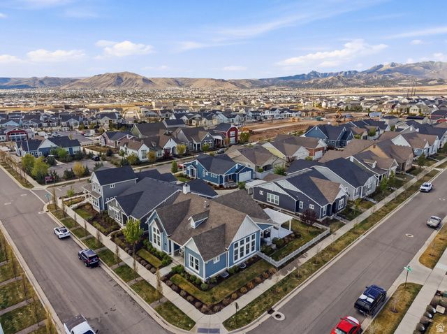 11566 S HOLLY SPRINGS DR, South Jordan, UT 84009