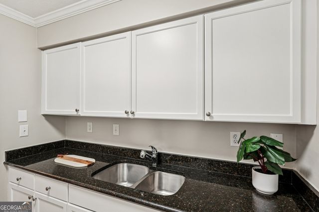 1150 Collier Road NW F15, Atlanta, GA 30318