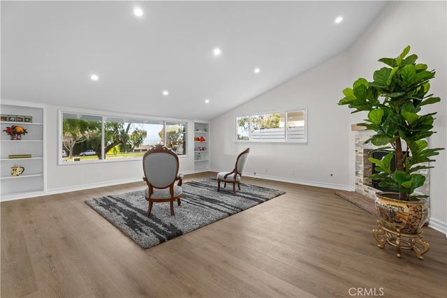 2120 Palos Verdes W, Palos Verdes Estates, CA 90274