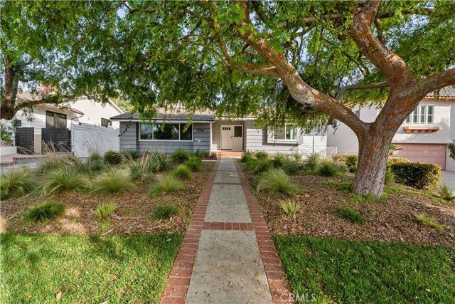 2120 Palos Verdes W, Palos Verdes Estates, CA 90274