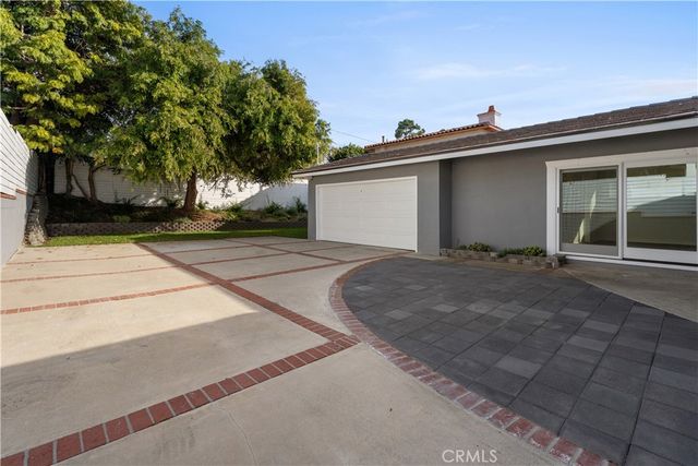 2120 Palos Verdes W, Palos Verdes Estates, CA 90274