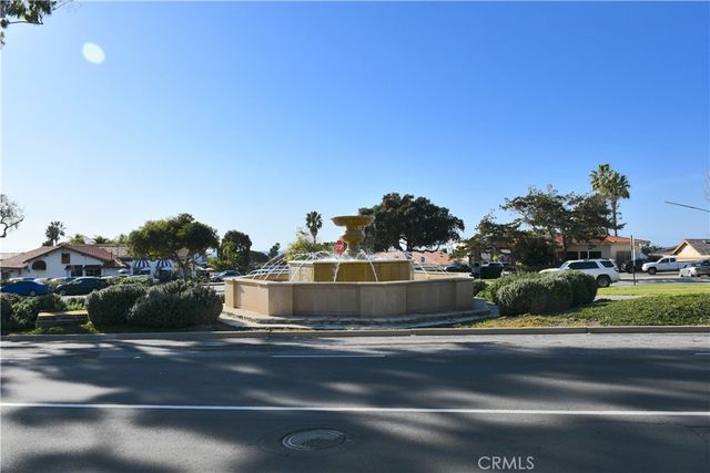 2120 Palos Verdes W, Palos Verdes Estates, CA 90274