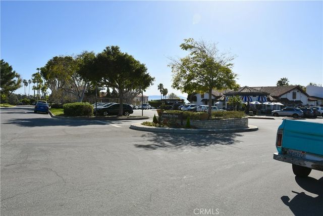 2120 Palos Verdes W, Palos Verdes Estates, CA 90274