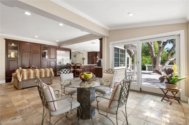 6590 Hawarden Drive, Riverside, CA 92506