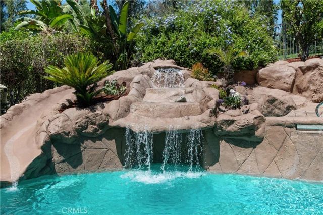 6590 Hawarden Drive, Riverside, CA 92506