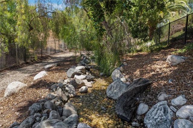 6590 Hawarden Drive, Riverside, CA 92506