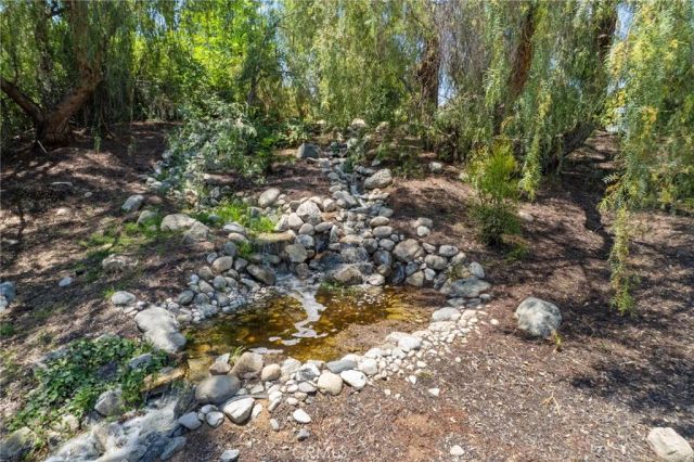 6590 Hawarden Drive, Riverside, CA 92506