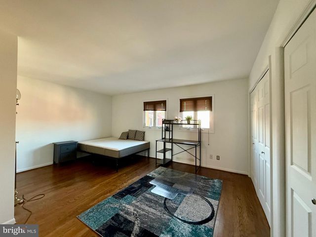 28 SERVAN CT, Wilmington, DE 19805