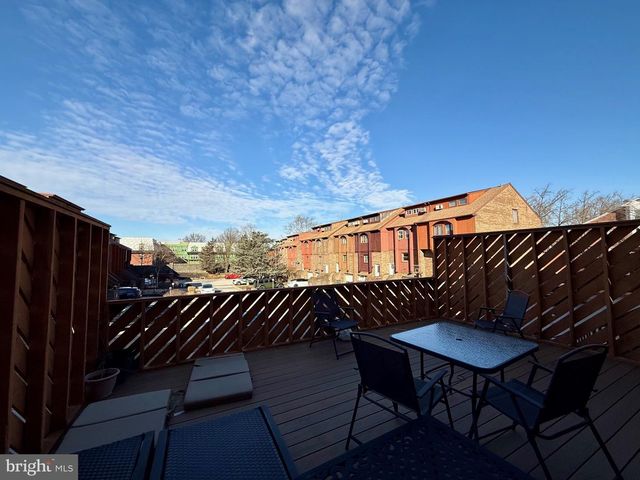 28 SERVAN CT, Wilmington, DE 19805