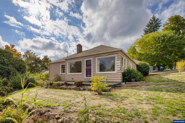 1530 Urban Ln NW, Salem, OR 97304