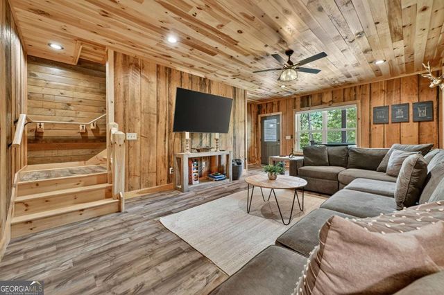 210 Ridge Top Trail, Blue Ridge, GA 30513