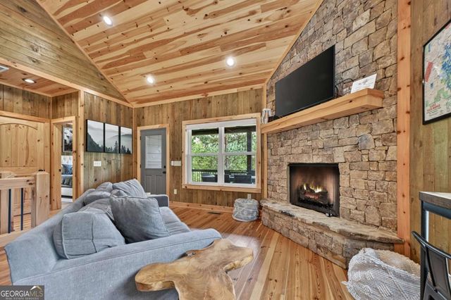 210 Ridge Top Trail, Blue Ridge, GA 30513