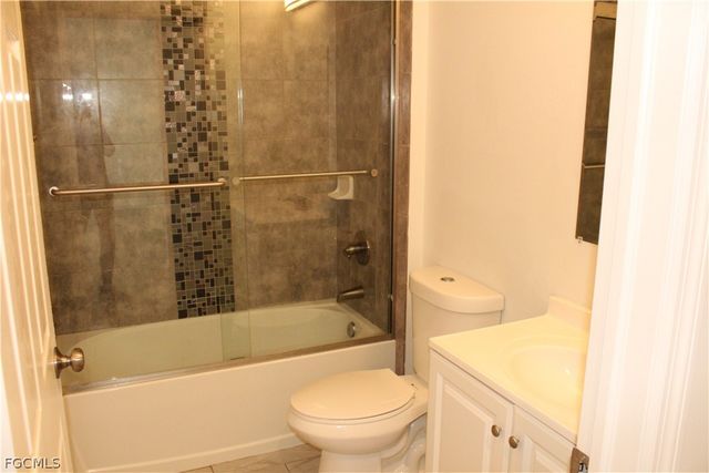 912 SW 39th TER 103, Cape Coral, FL 33914