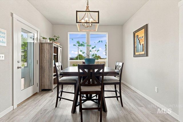2370 S Knotty Timber Pl, Meridian, ID 83642