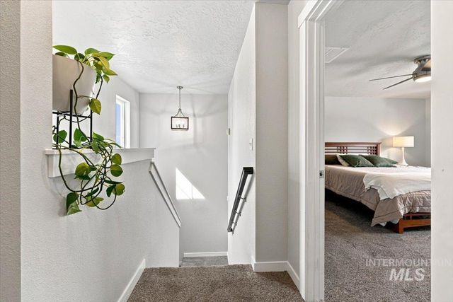 2370 S Knotty Timber Pl, Meridian, ID 83642