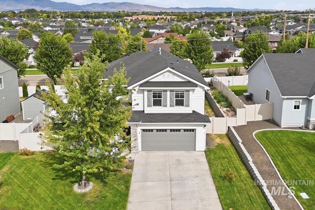 2370 S Knotty Timber Pl, Meridian, ID 83642
