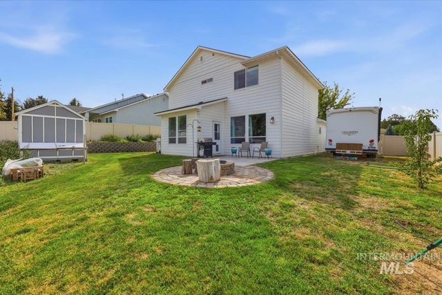 2370 S Knotty Timber Pl, Meridian, ID 83642