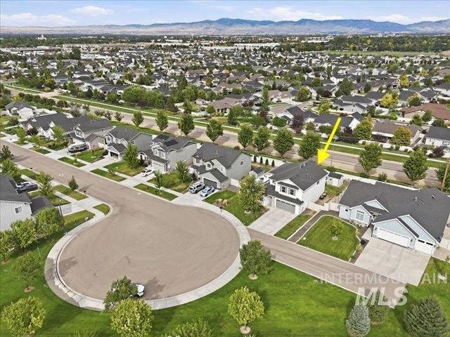 2370 S Knotty Timber Pl, Meridian, ID 83642