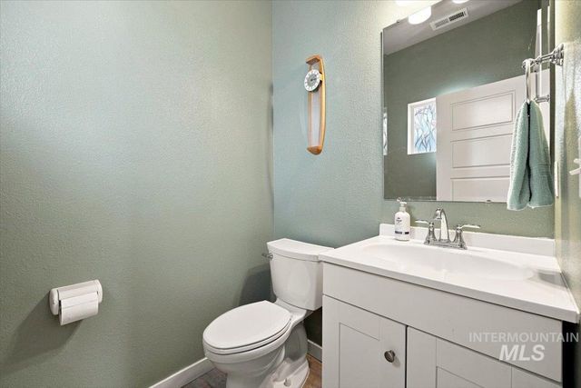 2370 S Knotty Timber Pl, Meridian, ID 83642