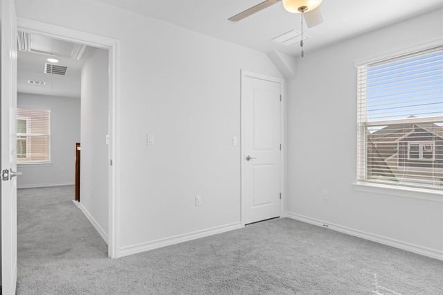 15604 Ellinger DR, Austin, TX 78728