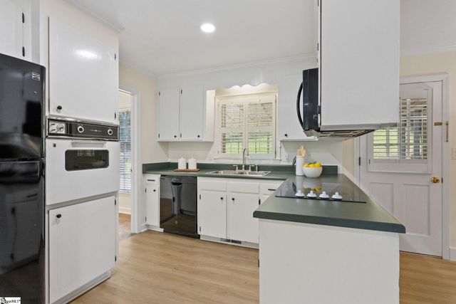 128 Colvin Road, Greenville, SC 29615