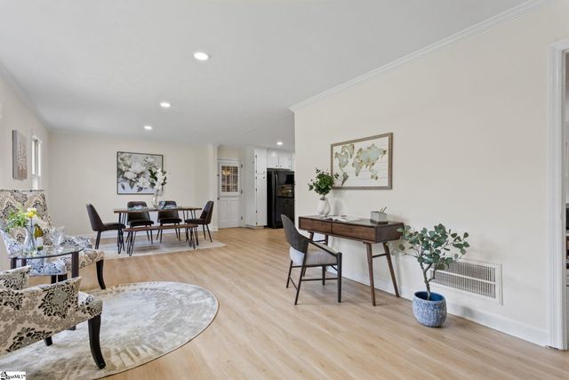 128 Colvin Road, Greenville, SC 29615
