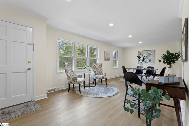 128 Colvin Road, Greenville, SC 29615