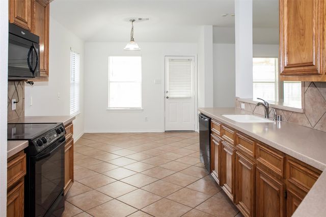 9402 Borden Bluff, Houston, TX 77095