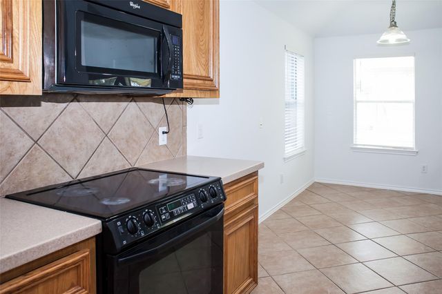 9402 Borden Bluff, Houston, TX 77095