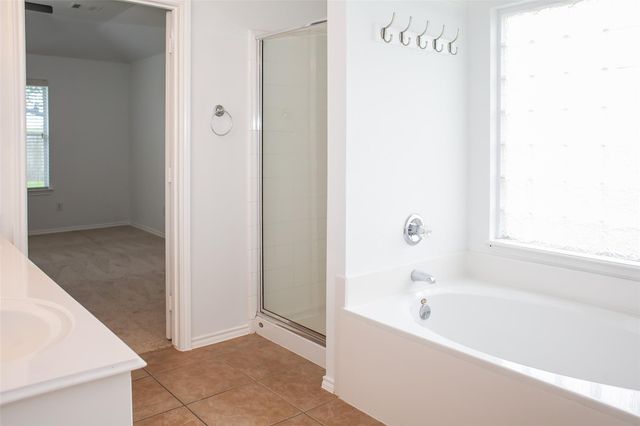 9402 Borden Bluff, Houston, TX 77095