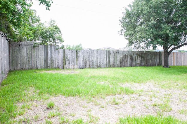 9402 Borden Bluff, Houston, TX 77095