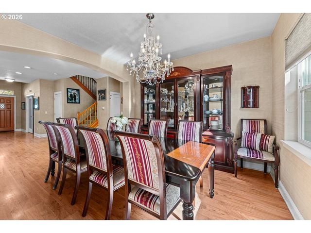 111 Ne PORTO Way, Hillsboro, OR 97124