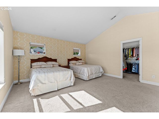 111 Ne PORTO Way, Hillsboro, OR 97124