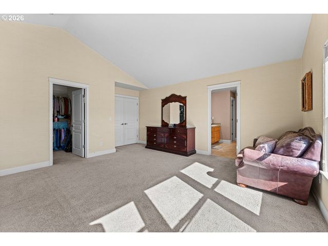 111 Ne PORTO Way, Hillsboro, OR 97124