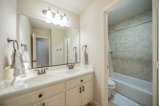 8516 Markham Drive, Frisco, TX 75035